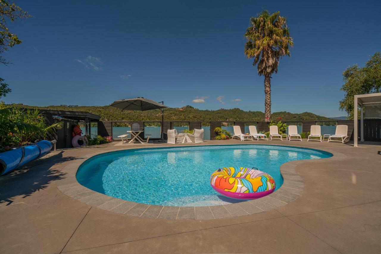 Oceans 88 Whitianga Coastal Suites Екстериор снимка