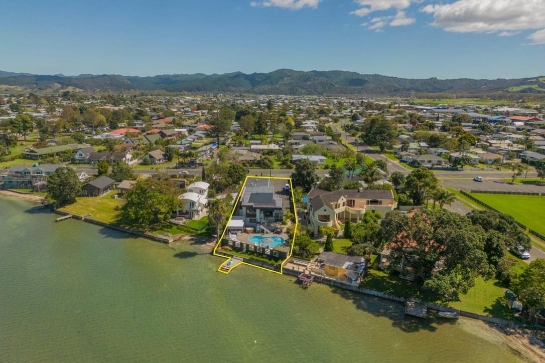 Oceans 88 Whitianga Coastal Suites Екстериор снимка