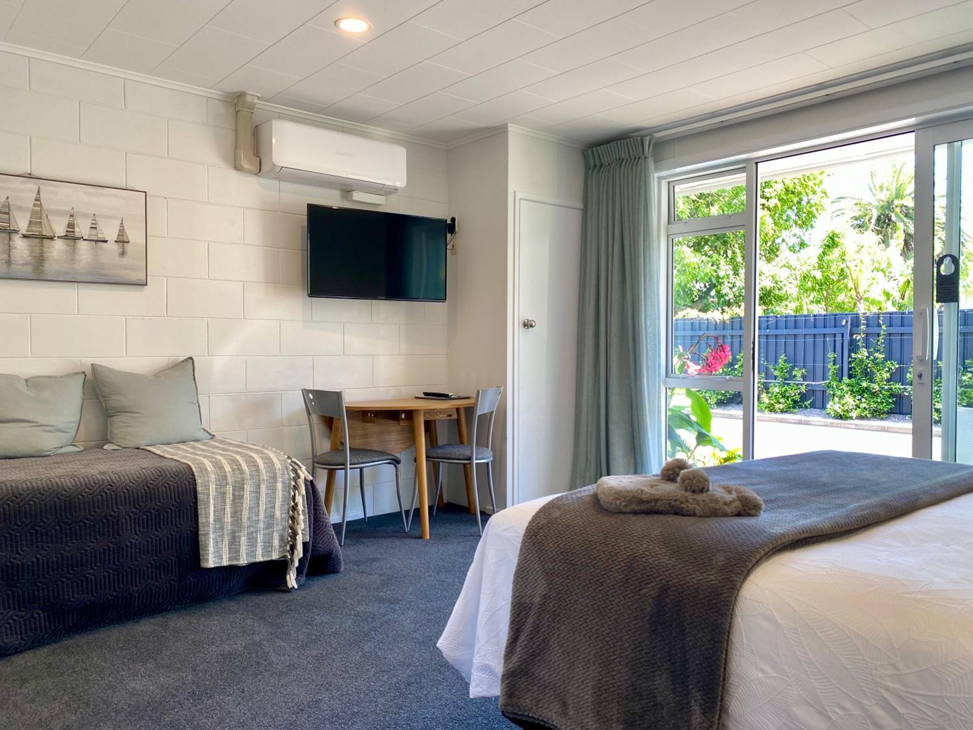 Oceans 88 Whitianga Coastal Suites Екстериор снимка